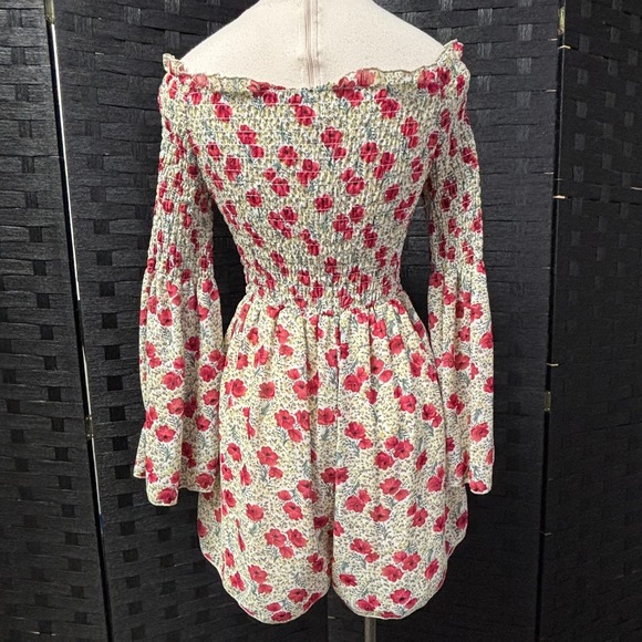 Nasty Gal 8 Collection Off Shoulder Smocked Floral Bell Sleeve Romper - Picture 5 of 10
